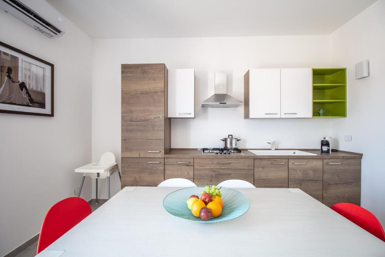 M'Place Apartments Palermo Luaran gambar